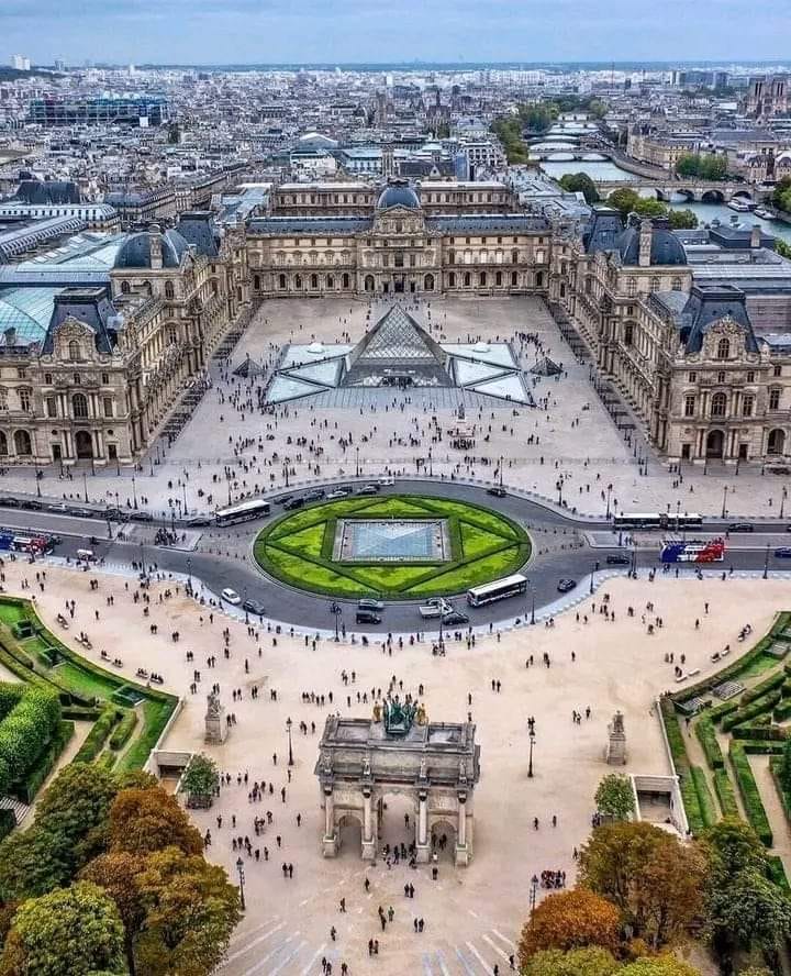 louvre paris